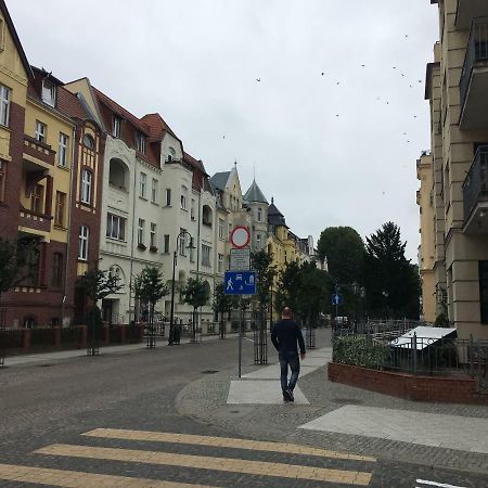 Przedwojenna Kamienica Apartment ชวีโนวิชแจ ภายนอก รูปภาพ